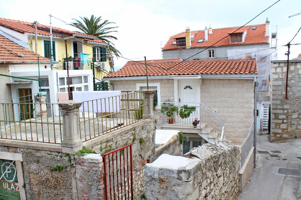 Apartment Duje Split Bagian luar foto