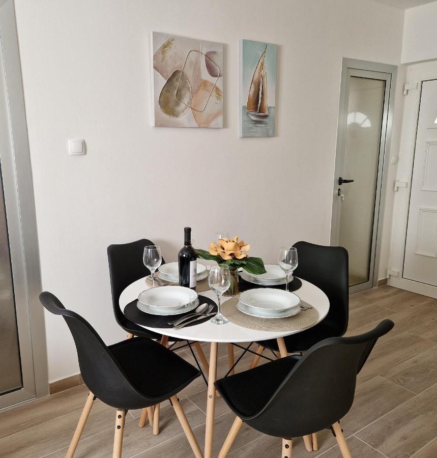 Apartment Duje Split Bagian luar foto