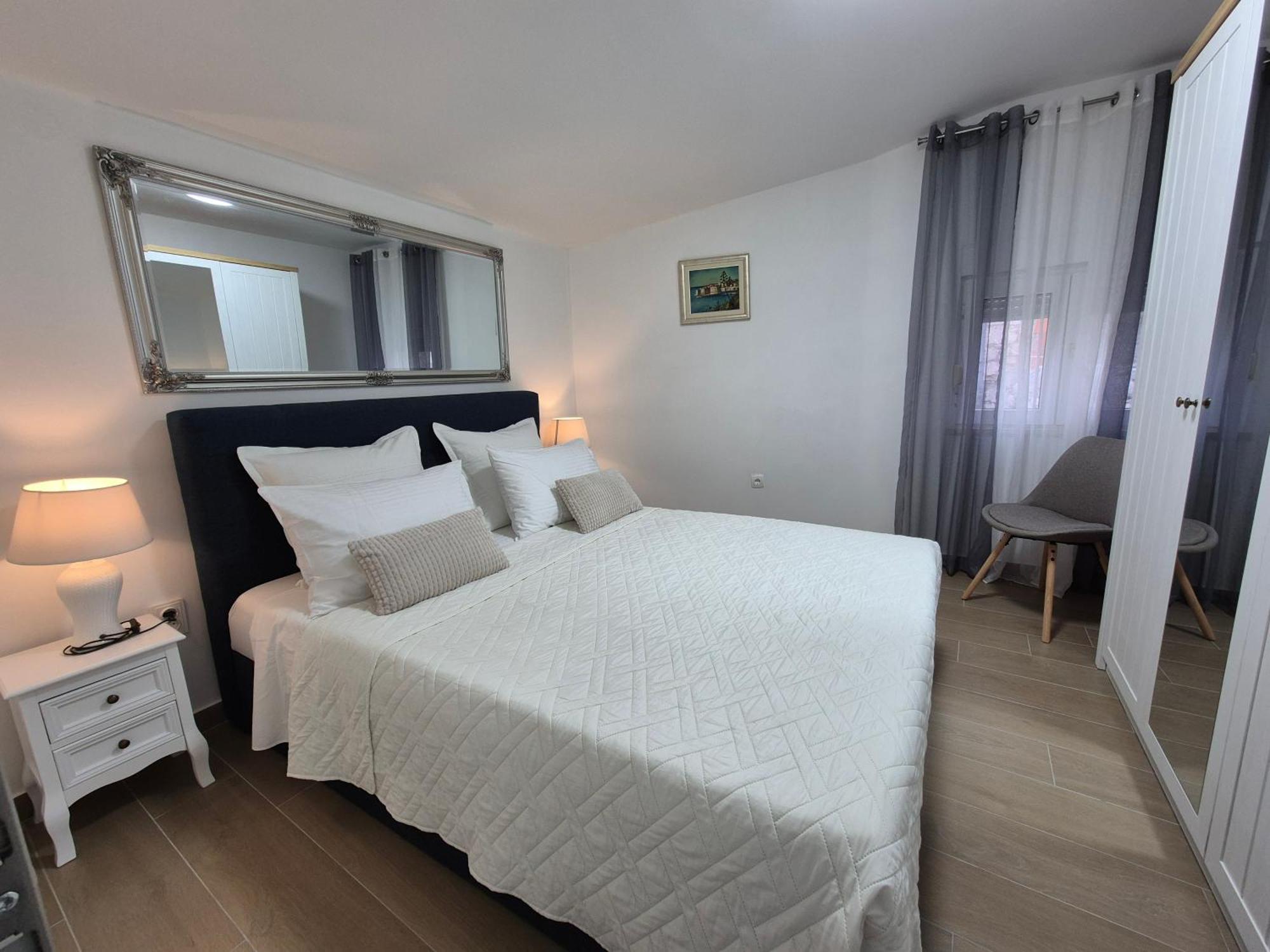 Apartment Duje Split Bagian luar foto