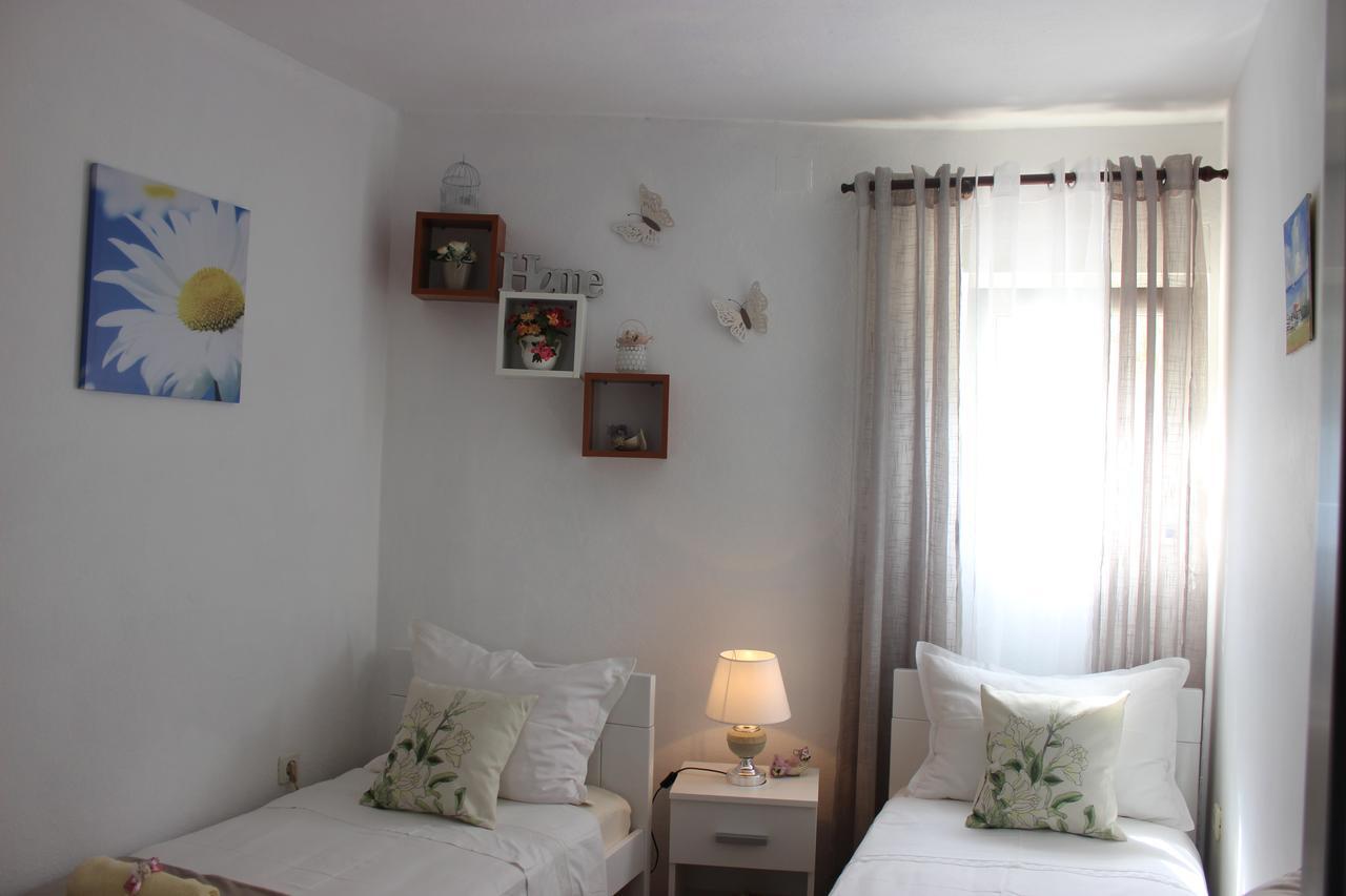 Apartment Duje Split Bagian luar foto